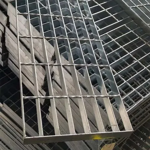 楼梯踏步板